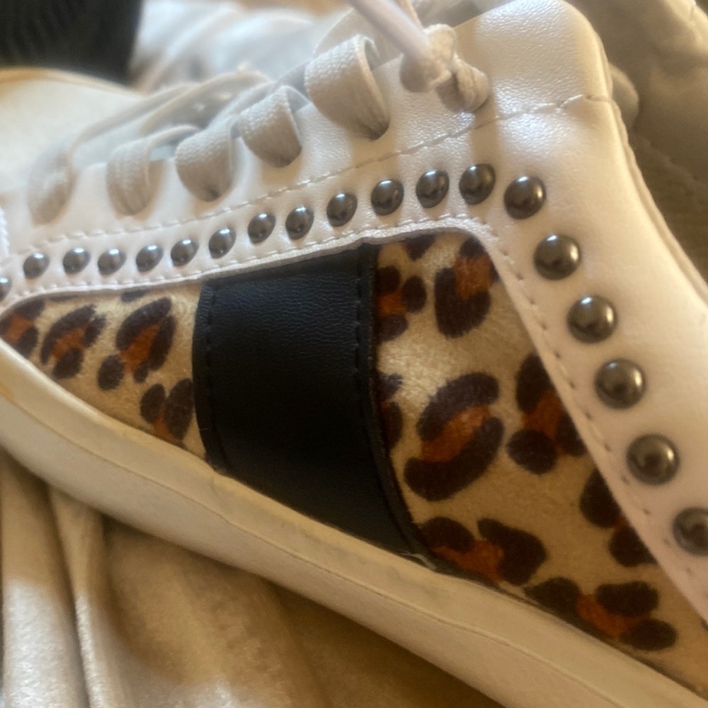 ๐ Vintage Havana Leopard white Lace Up Sneakers size 8 - Picture 7 of 7